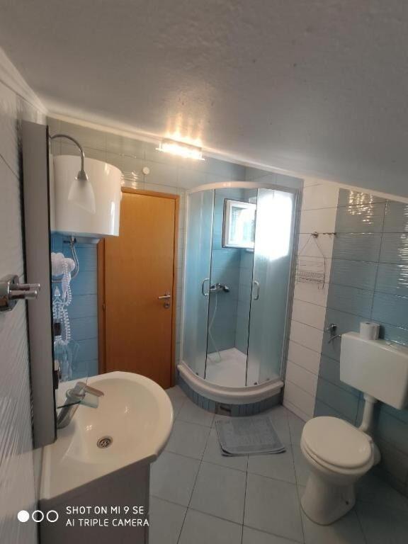 Apartments Antonija - Fitness Vinišće المظهر الخارجي الصورة